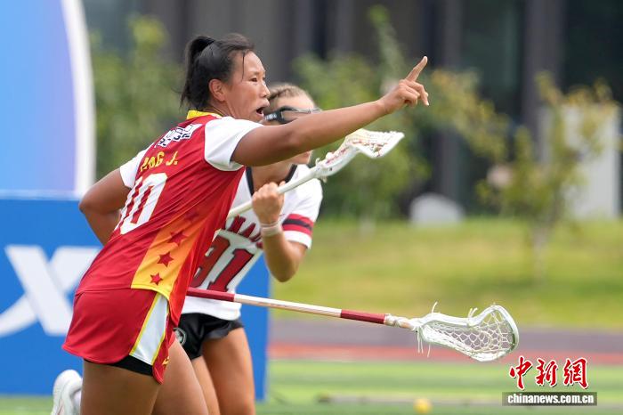成都世运会三战世界劲旅：中国女子棍网球队经