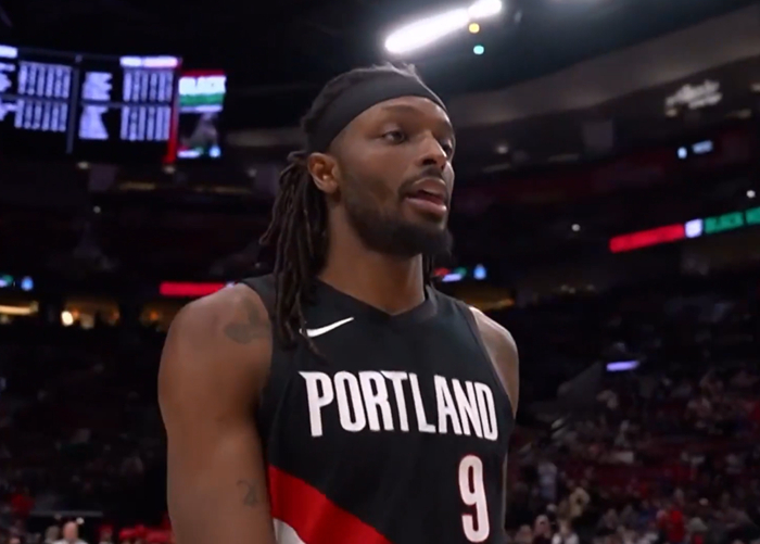 杨瀚森NBA首秀仅48秒引争议 斯普利特决策遭质疑