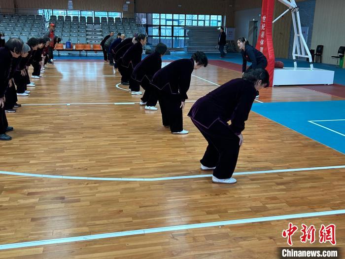 繁峙代县体育赋能实践:校园足球、武术进校园