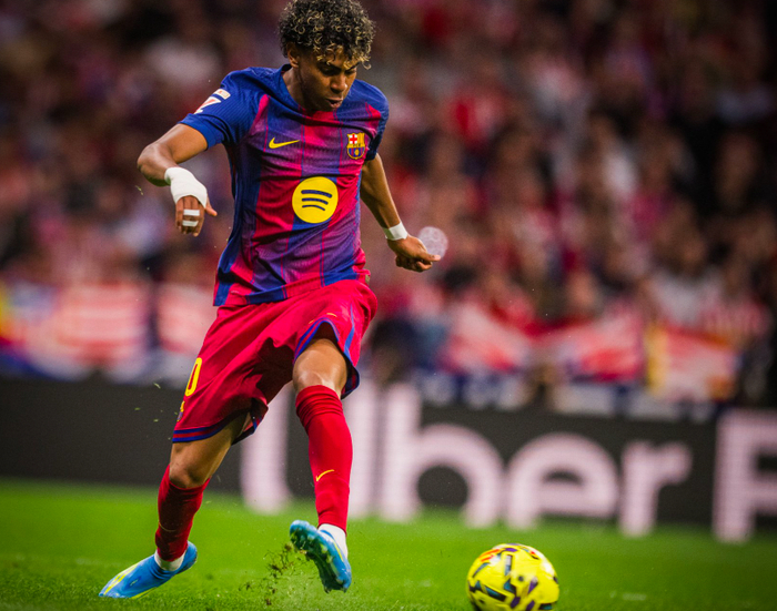 巴萨客场2-1逆转马竞莱万绝杀 欧冠对决在即