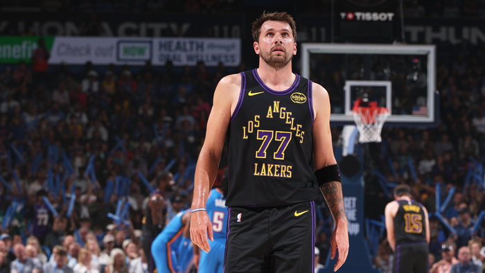 东契奇赴西班牙接受特殊治疗力求季后赛复出