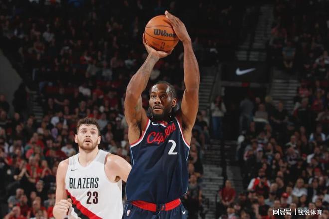 勇士主帅科尔锁定快船核心伦纳德 战术三板斧迎