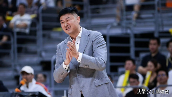杜锋雪藏崔永熙为季后赛布局，广东男篮战术深
